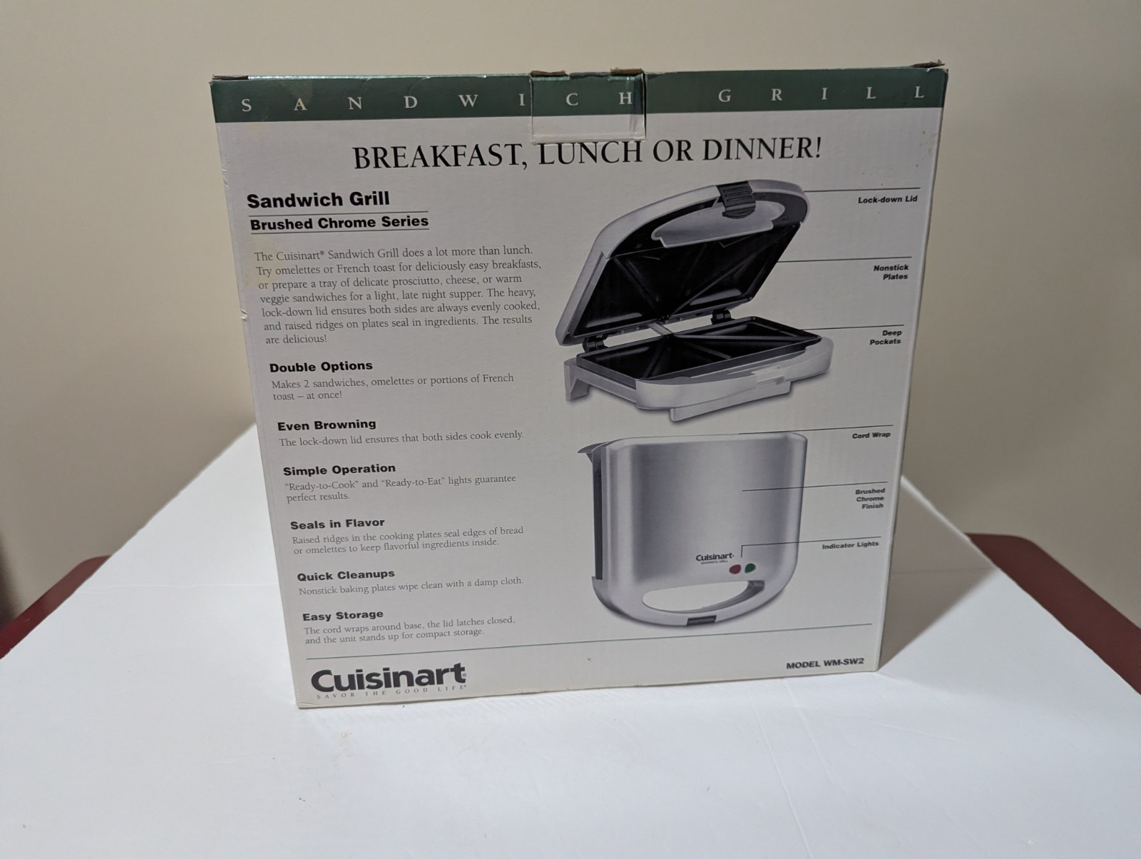 NEW Cuisinart Brushed Chrome Sandwich Grill – Silver and Black.