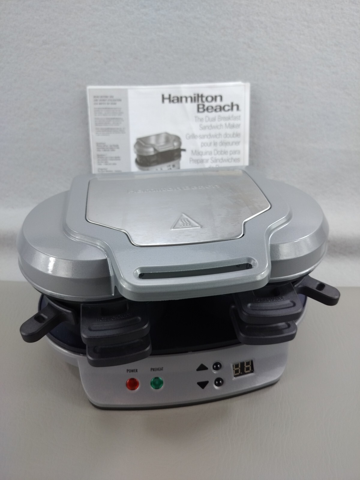 HAMILTON BEACH DUAL BREAKFAST SANDWICH MAKER 25490A