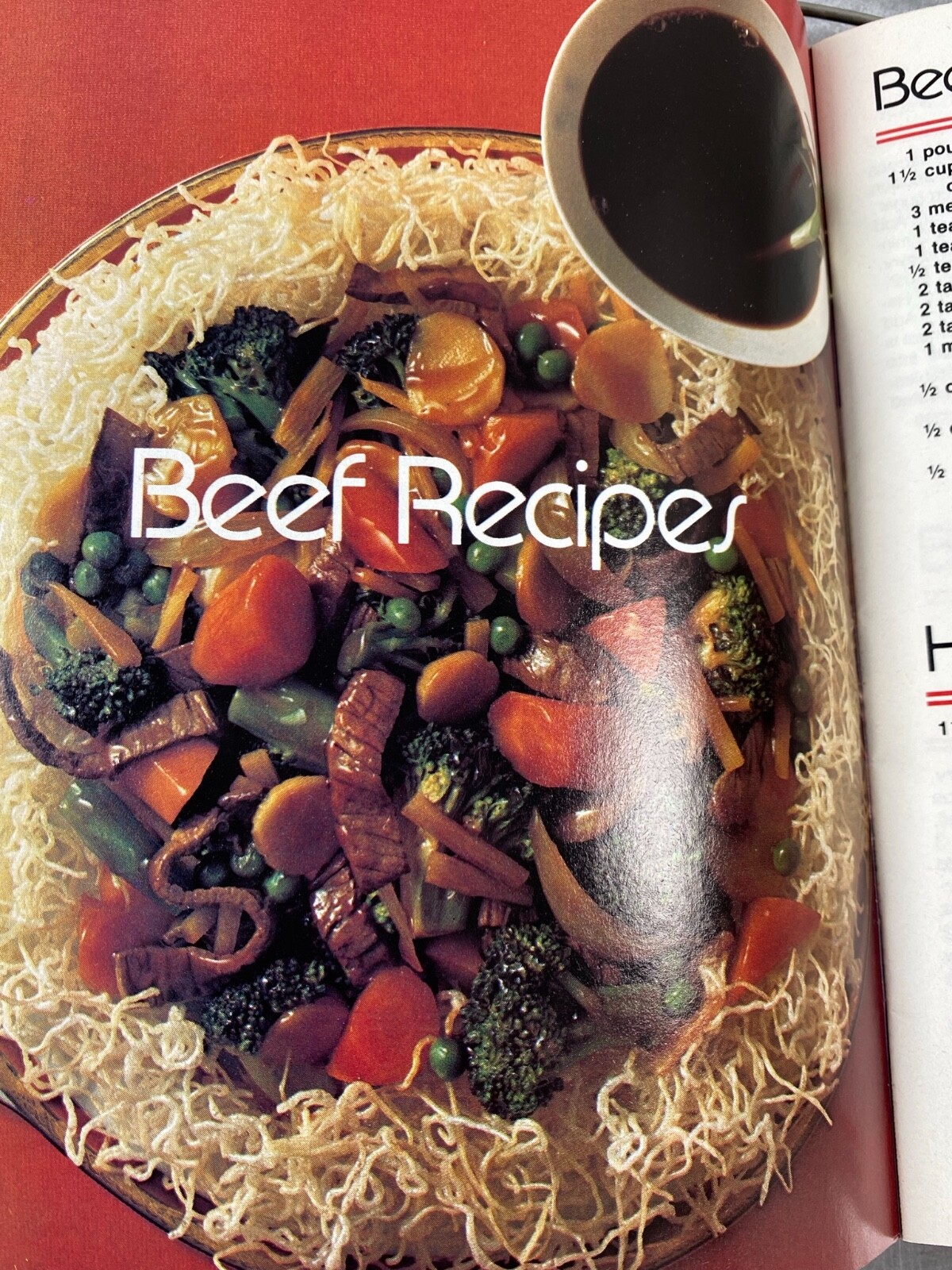 VTG Electric Wok by West Bend & Better Home and Gardens & Recipe Booklet