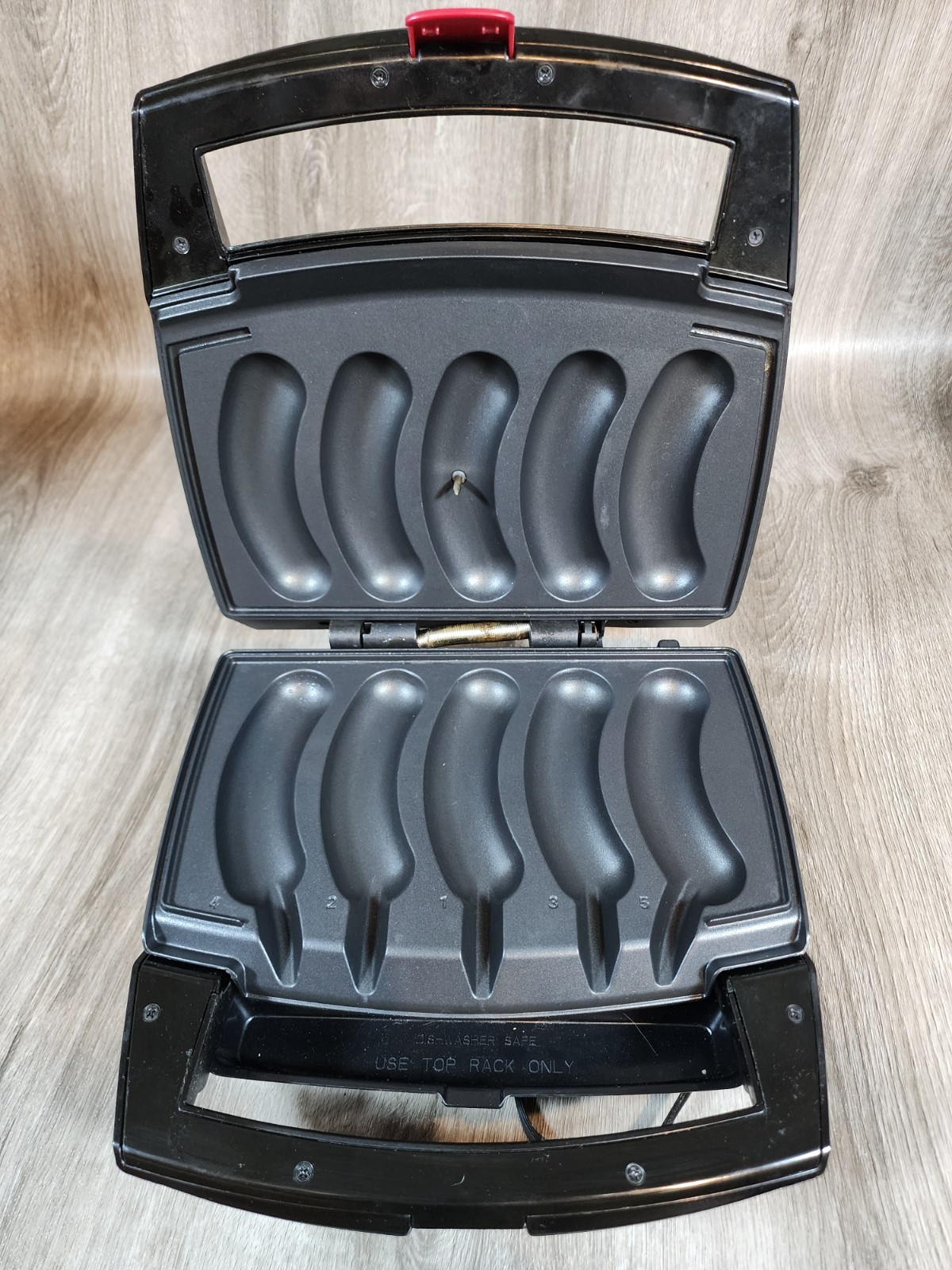 Johnsonville Sizzling Sausage Grill Indoor Electric BTG-0498 With Drip Tray
