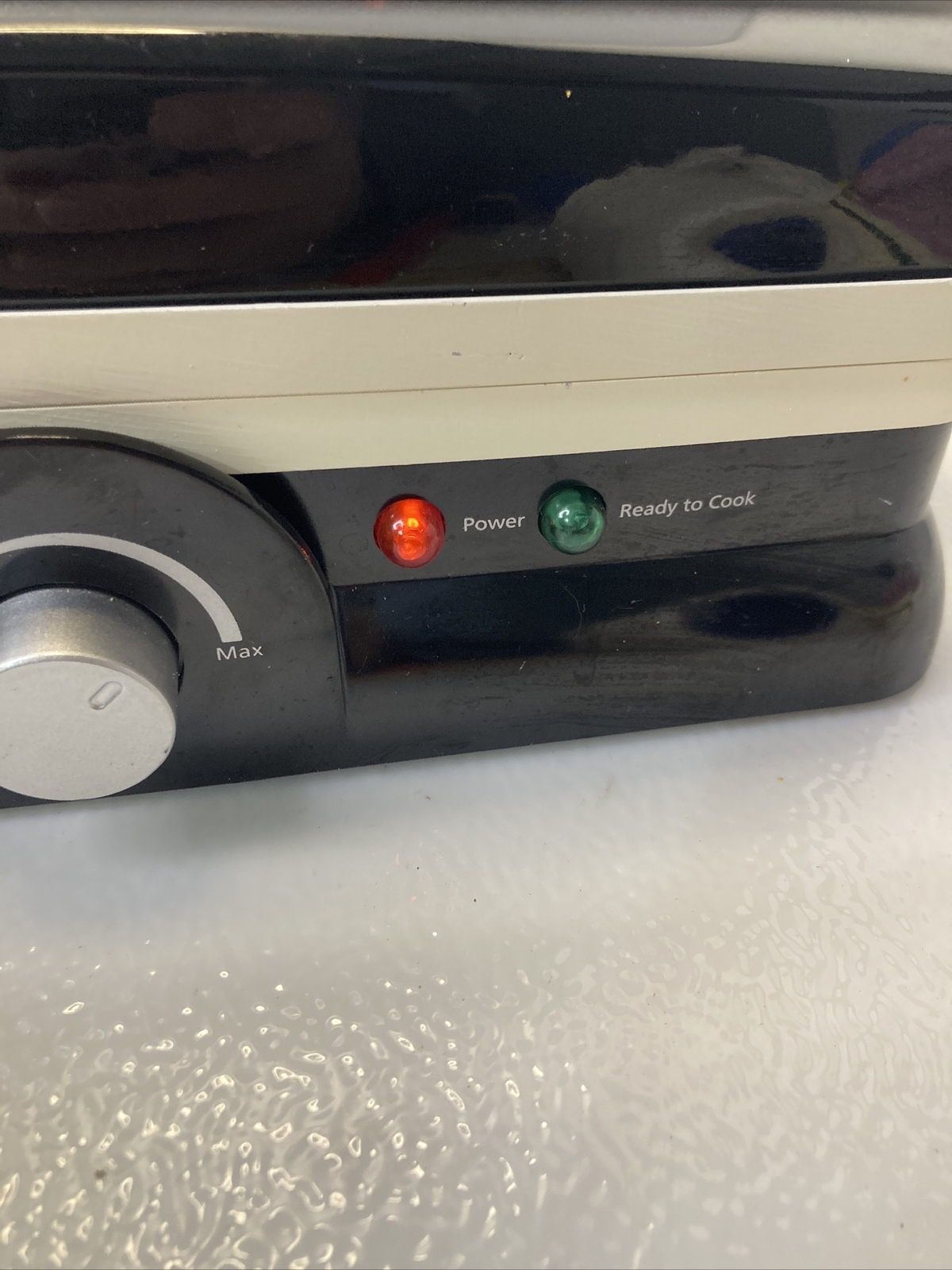 Oster Panini Maker Indoor Grill CKSTPM20W Easy To Clean Duraceramic Sandwich