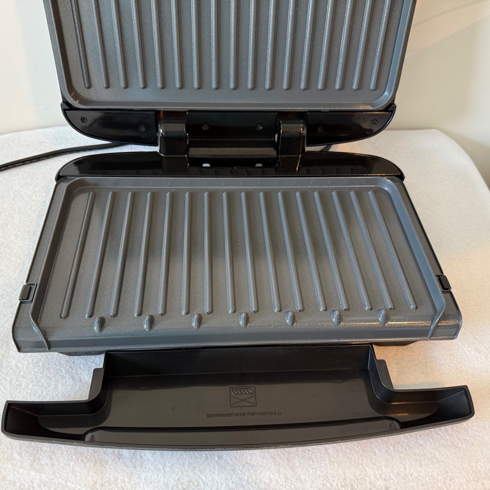 George Foreman Rapid Grill Electric Indoor Panini Press Nonstick Black