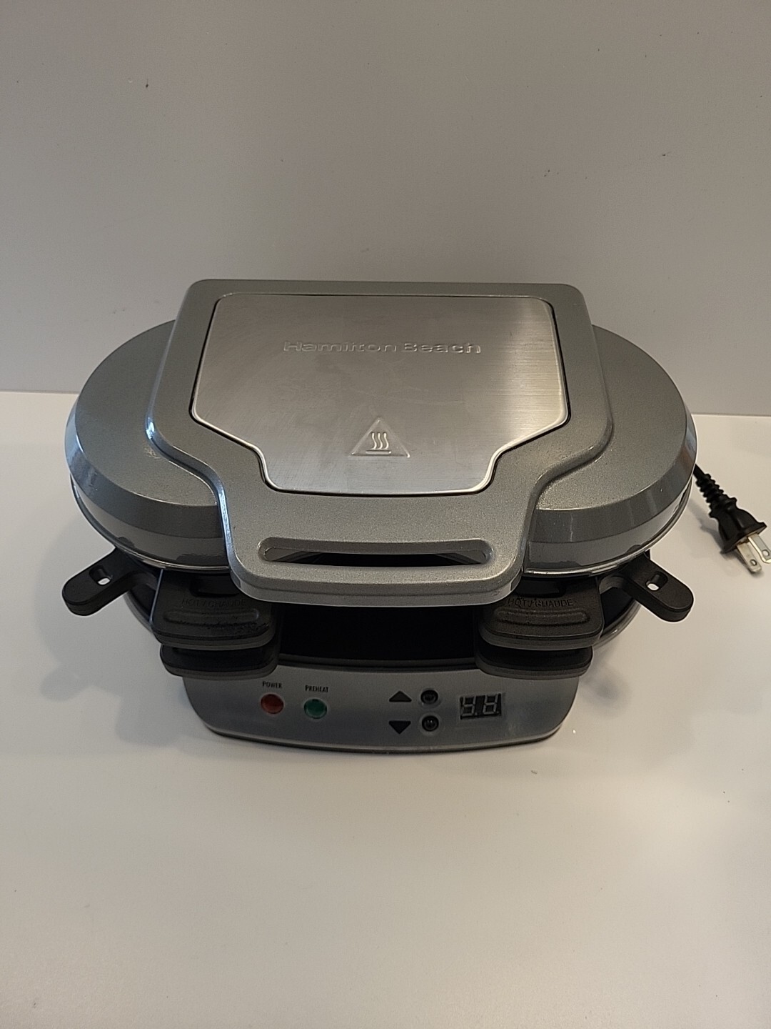Hamilton Beach Dual Stainless Breakfast Sandwich Maker Model 25490A ST30 Tested