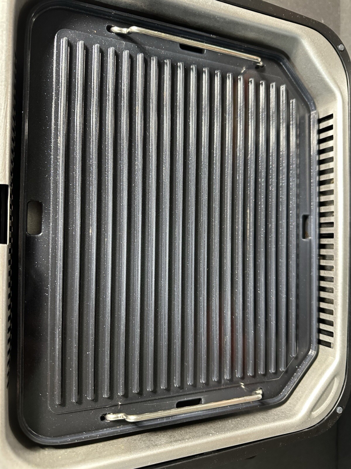 SHAQ 3-in-1 Stainless Smokeless Grill and Press Electric Indoor Searing GMC01