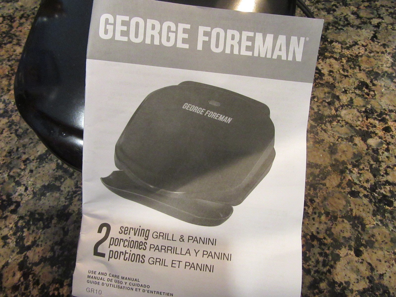 Super Clean George Foreman GR10B 2 Serving Grill Lean Mean Machine! See Video