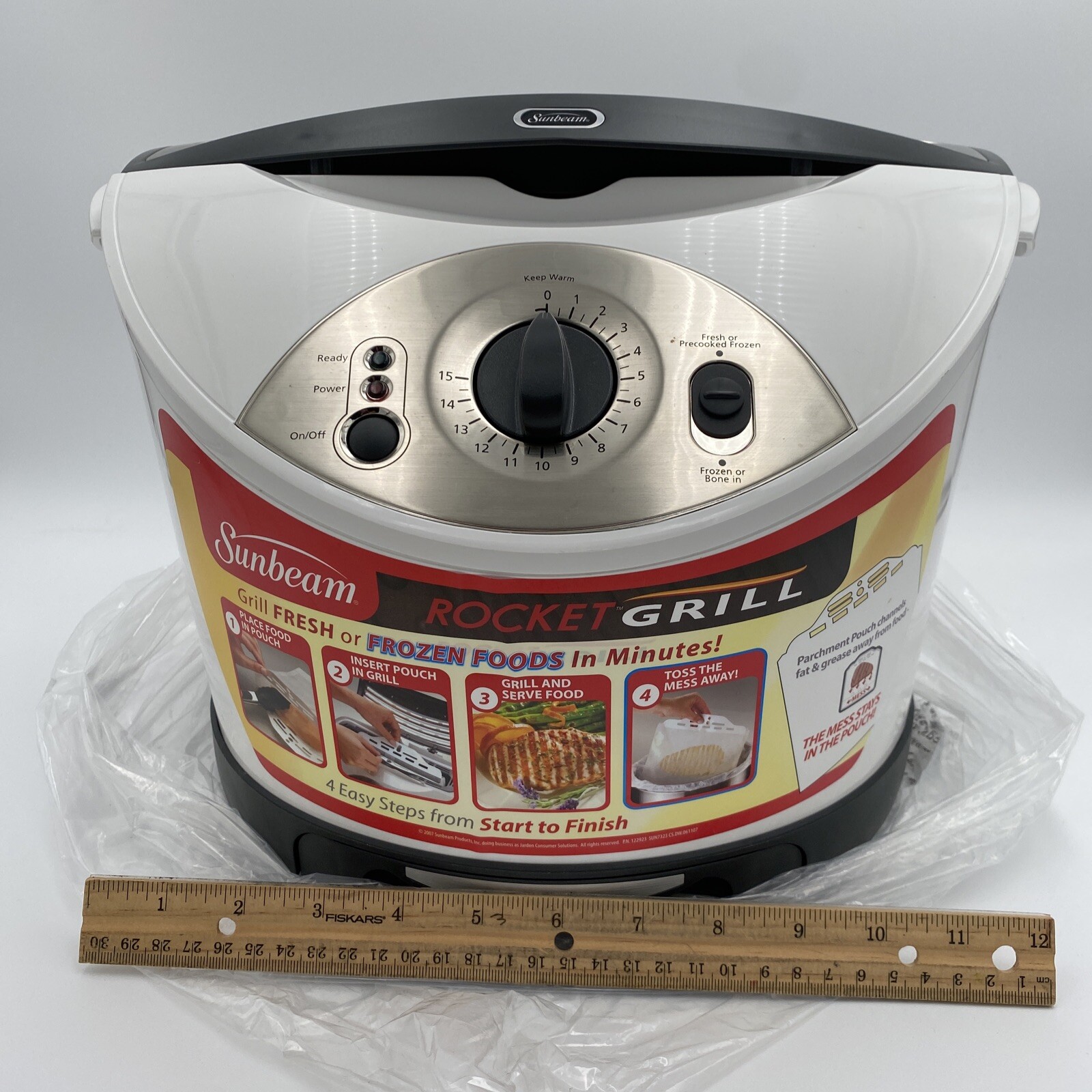 Sunbeam Rocket Grill RG24 Indoor Refill Parchment Bags Included W/Box