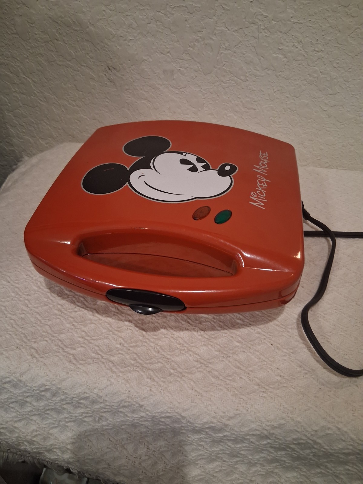 Disney Mickey Mouse French Toast Hot Sandwich Maker DCM-51 600W 120V – 60Hz
