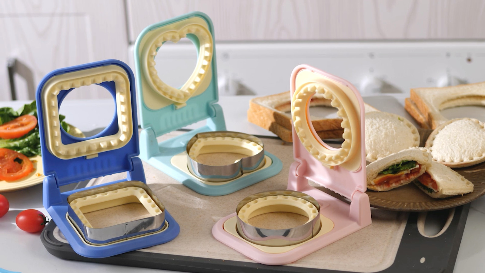 3-in-1 Crustless Sandwich Cutter & Sealer – Heart, Circle, Square – BPA-Free, Ea
