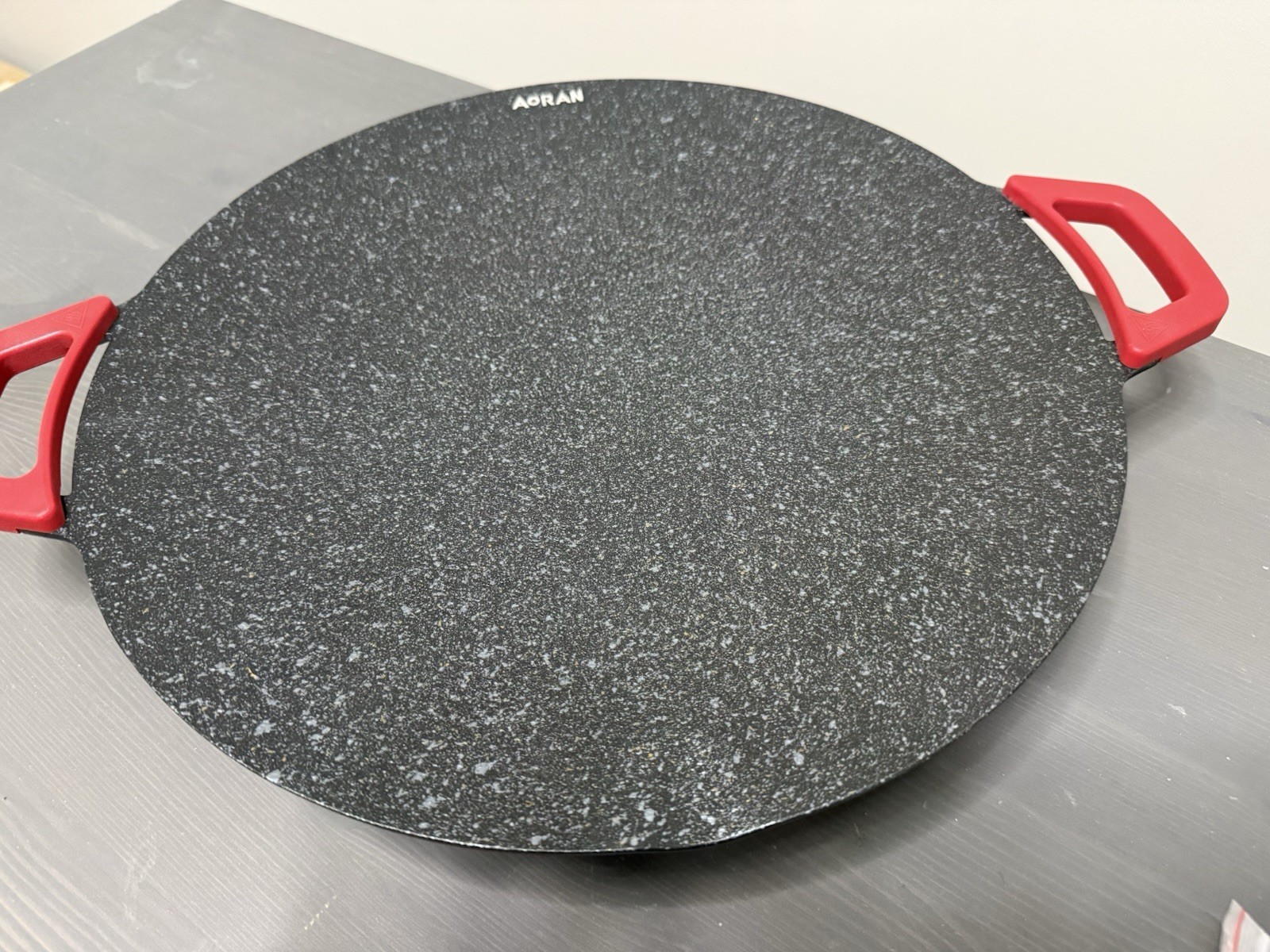 AORAN Electric Round Grill Griddle 16in 1200W Nonstick Matte Black/Red