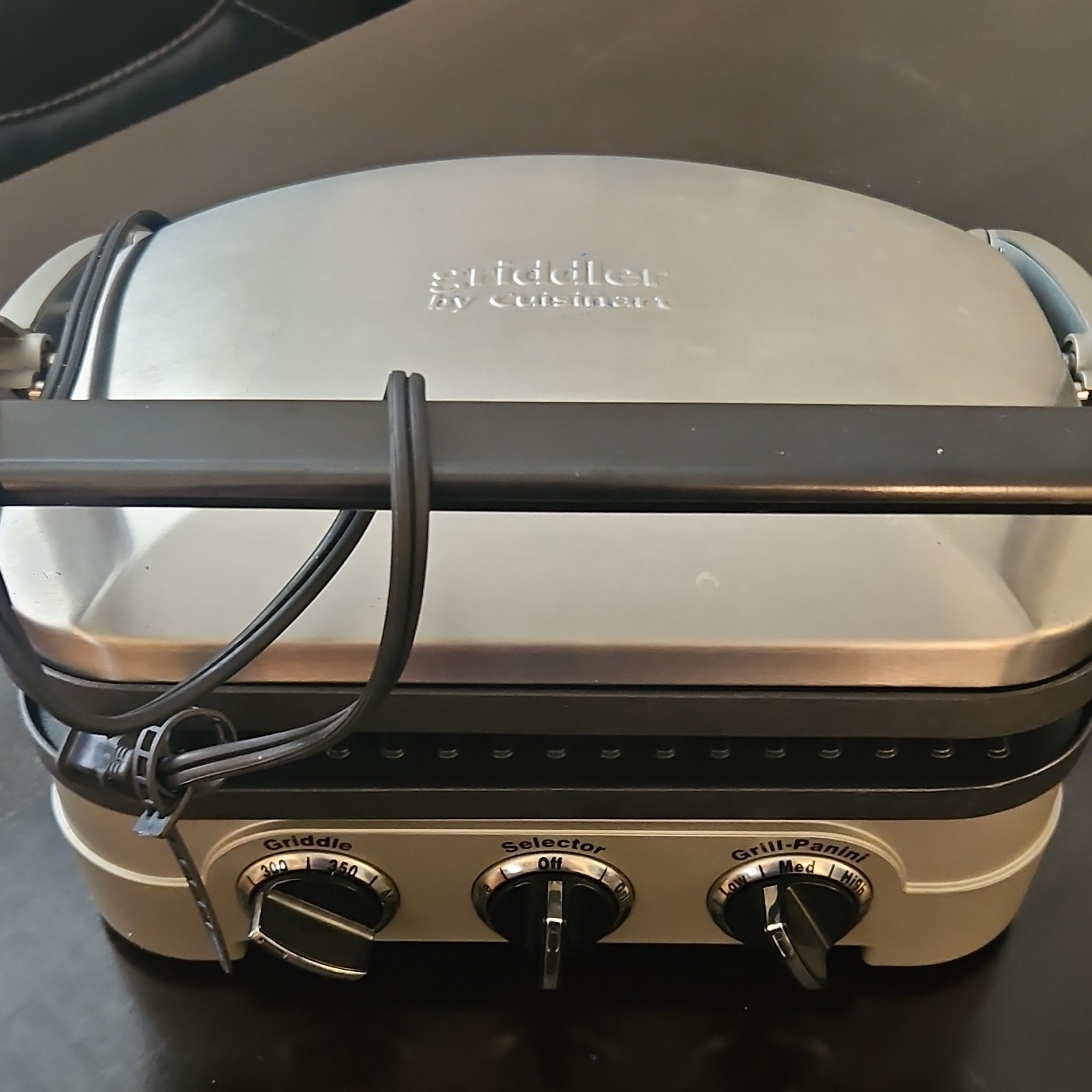 Cuisinart Griddler GR-4N 1500W 120V Contact Grill/Griddle Temp Control