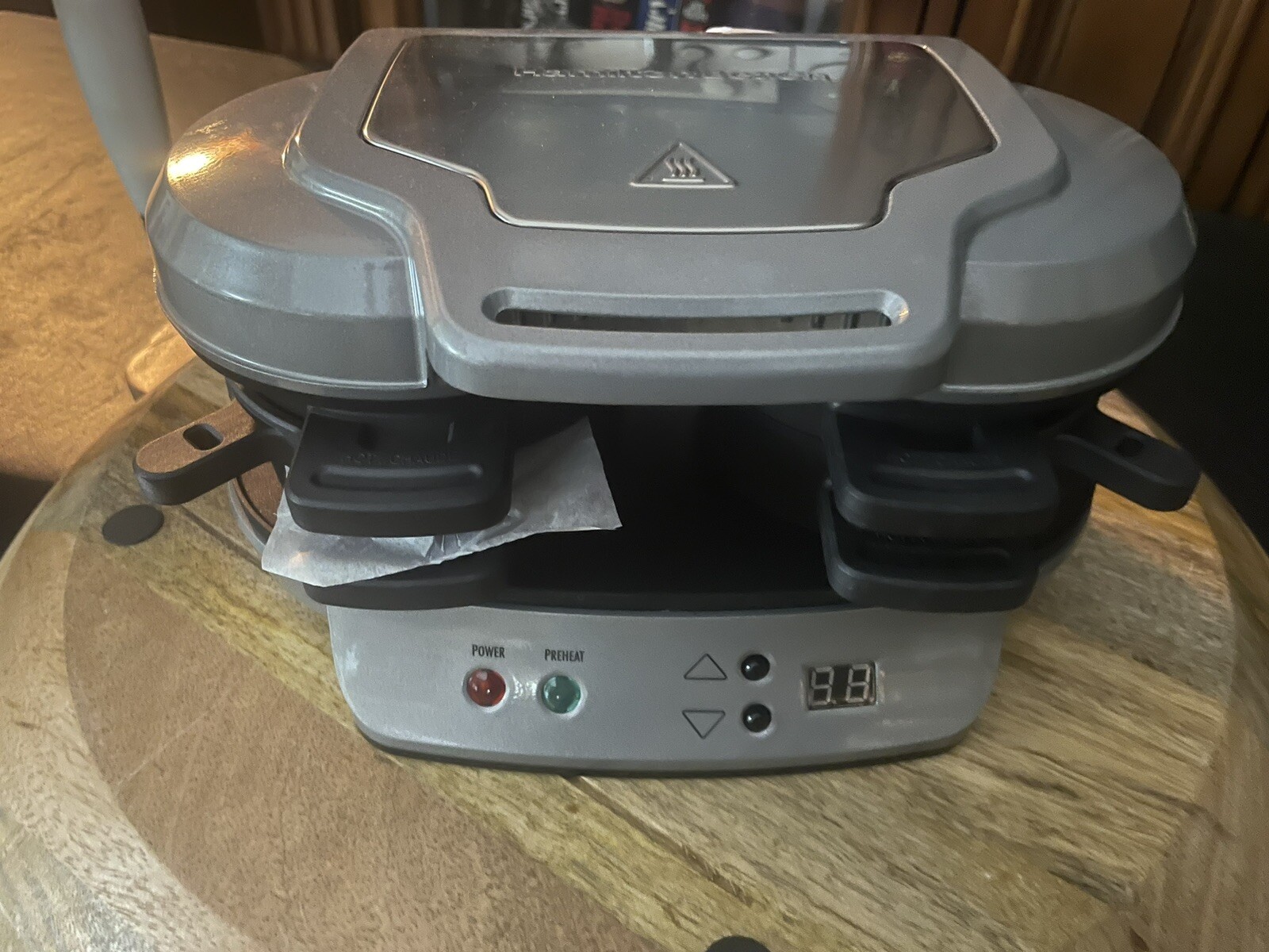 Hamilton Beach 2-in-1 Removable Plates 1200W Double Breakfast Sandwich Maker