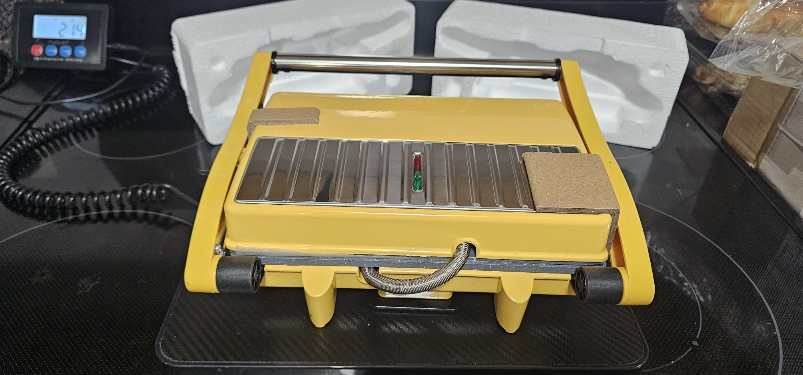 SUSTEAS Panini Press Grill – Sandwich Maker with Non-Stick Cooking Plate Yellow