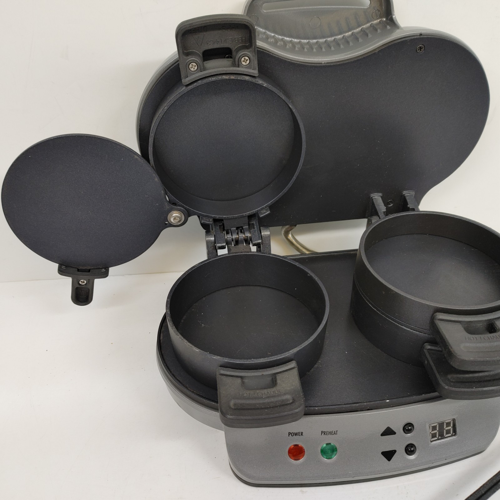 Hamiton Beach 25490 Dual Breakfast Sandwich Maker Griddle Works