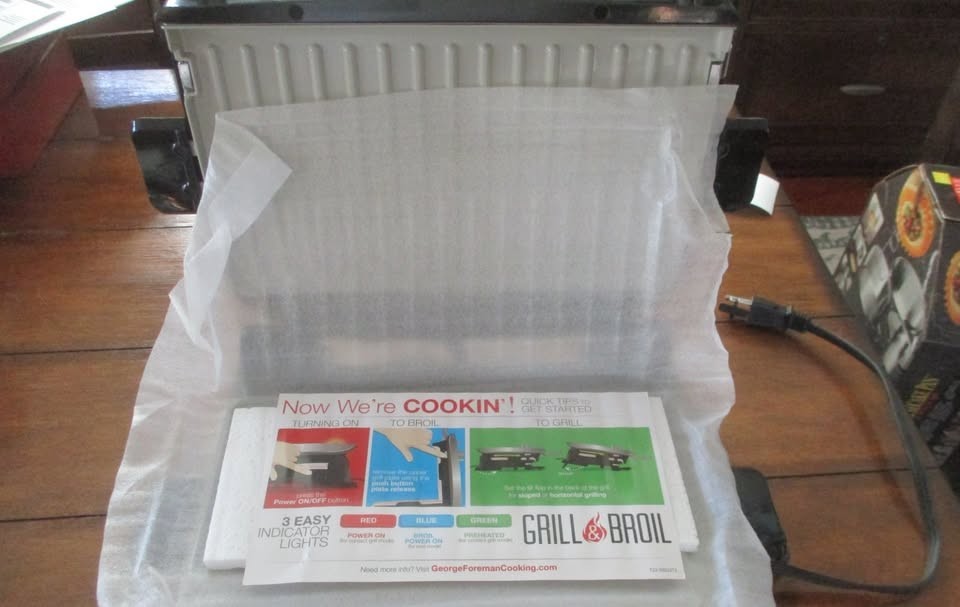 George Foreman 6 in 1 Grill & Broil GBR5750SSQ with Waffle Griddle Plates & Drip