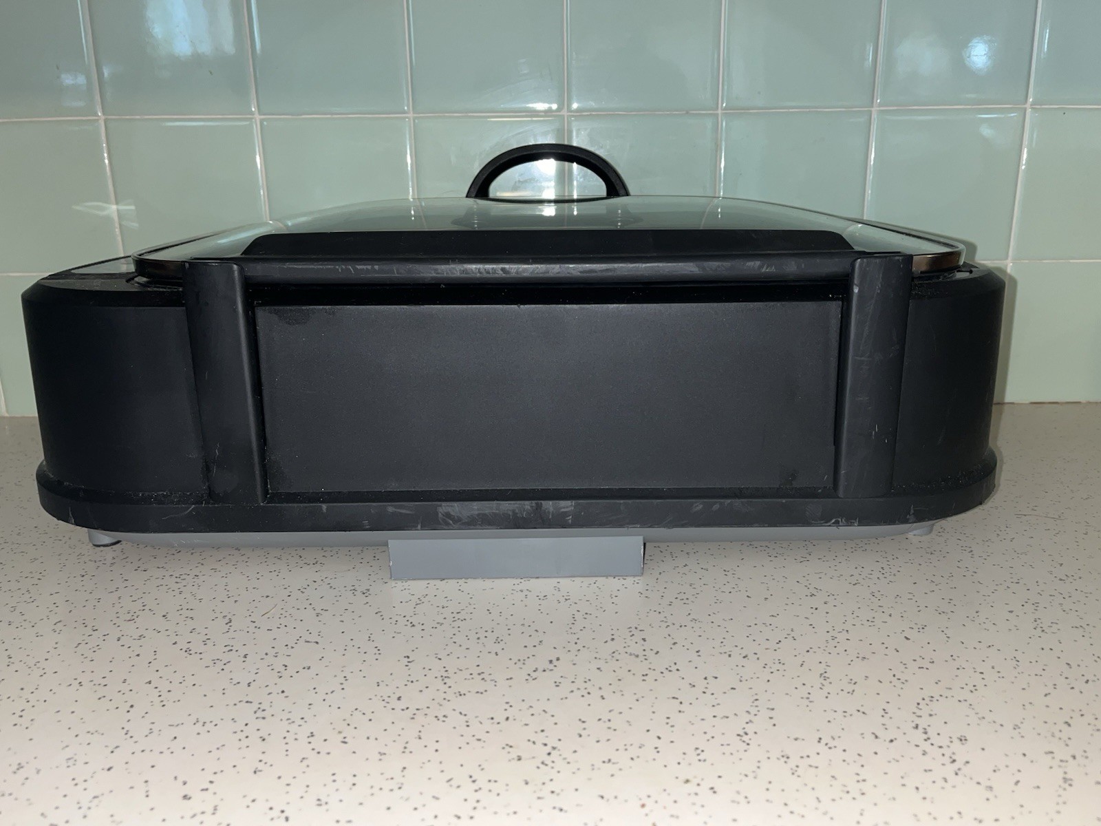 Hot Shot Smokeless Grill without Cord – 2 Grill Plates Included