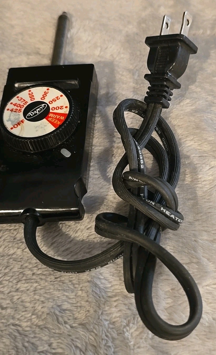Dazey 120V 1650W Heat Temperature Control Probe Power Supply P-500 E100216 DTC-1