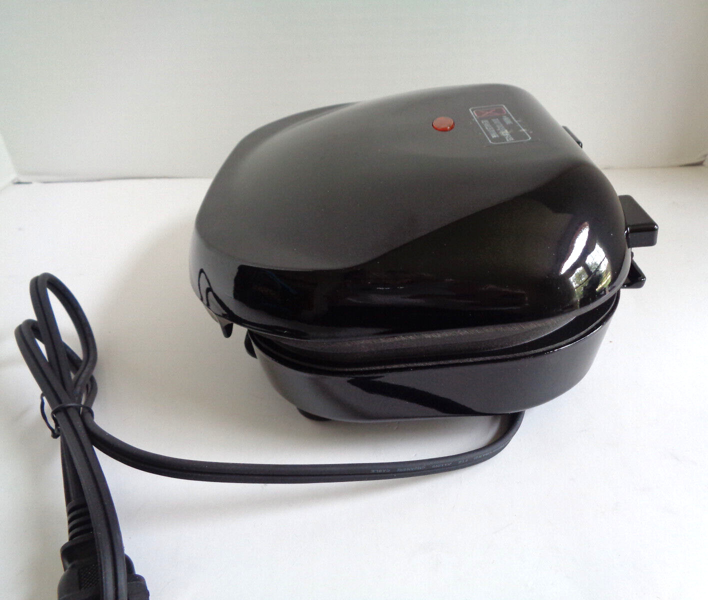 Living Solutions Electric Contact Grill Non-Stick 2 Burger Capacity Instructions