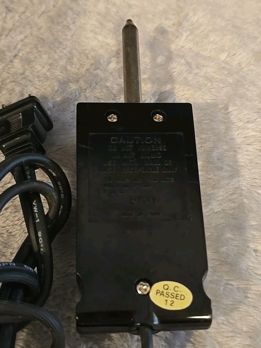 Dazey 120V 1650W Heat Temperature Control Probe Power Supply P-500 E100216 DTC-1