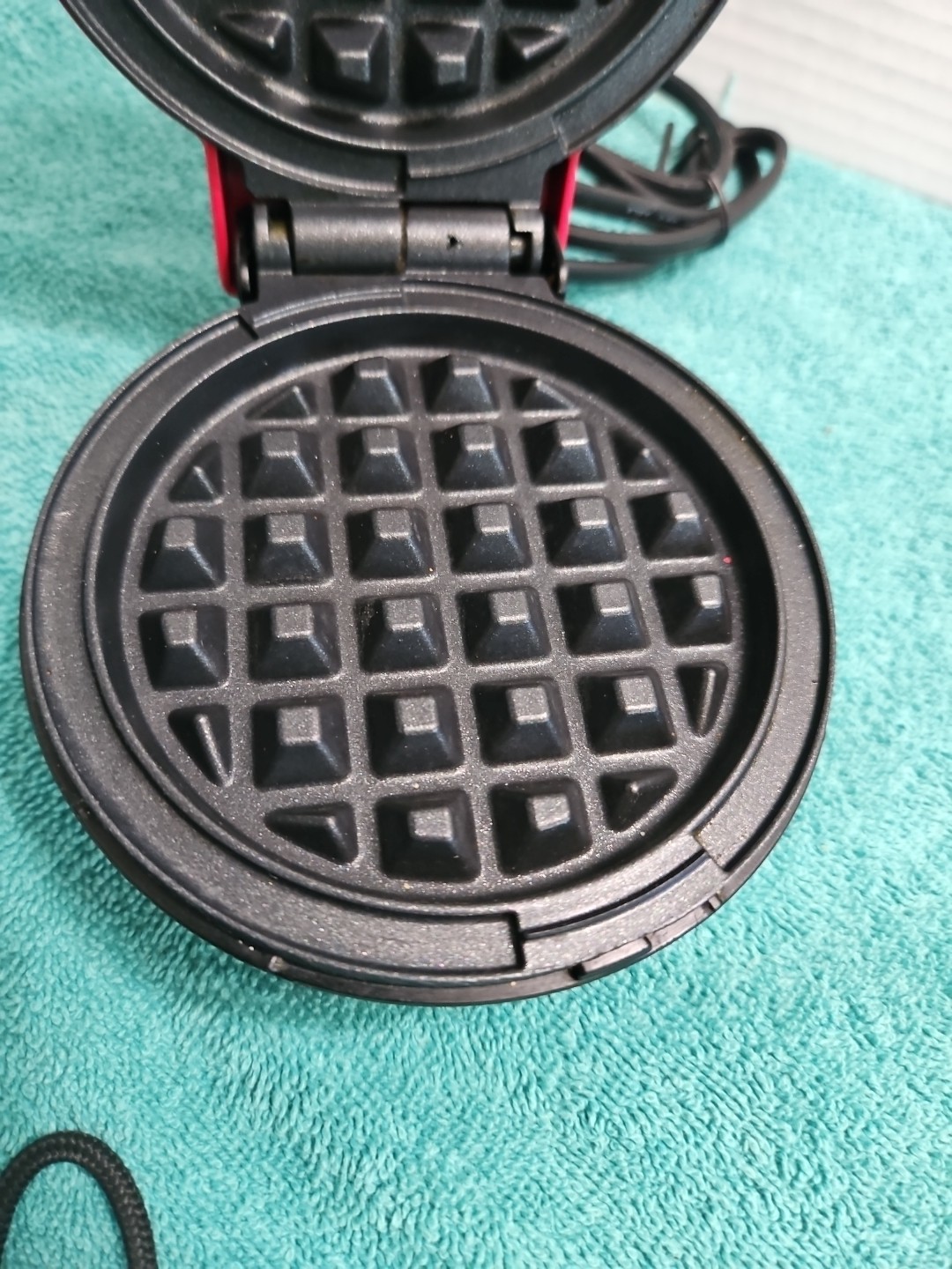 Dash Mini Maker Electric Round Griddle Individual Pancakes Cookies Eggs Red