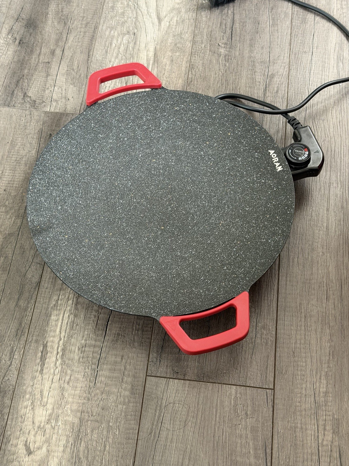 AORAN KITCHEN Electric Round Griddle 12in Nonstick Adjustable Temp Red