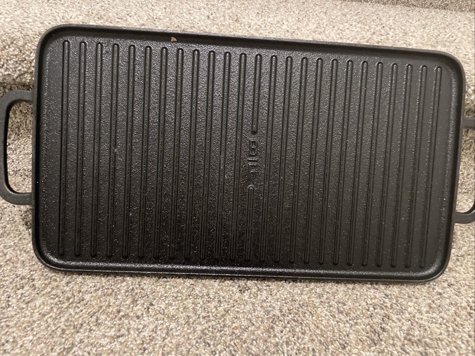 Bobby Flay GreenPan Cast Iron Reversible Grill Griddle 16.5 x 9.5 Preseasoned