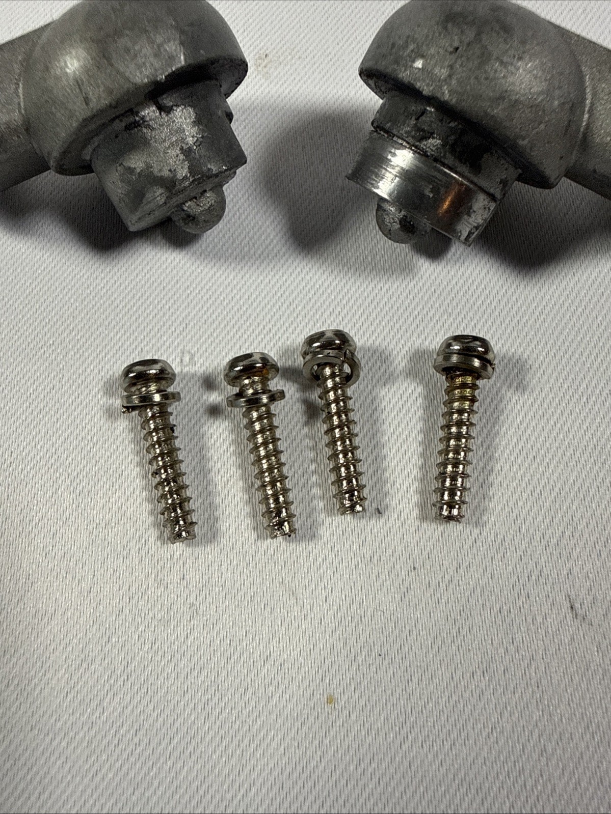 Cuisinart GR-4N (TK) Griddler Original Left Right HingeScrews Replacement Parts