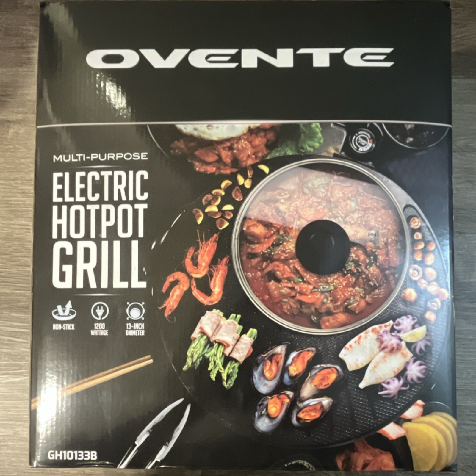 Ovente Multi-Purpose Electric Hotpot Grill GH10133B 1200W 13-Inch Non-Stick Lid