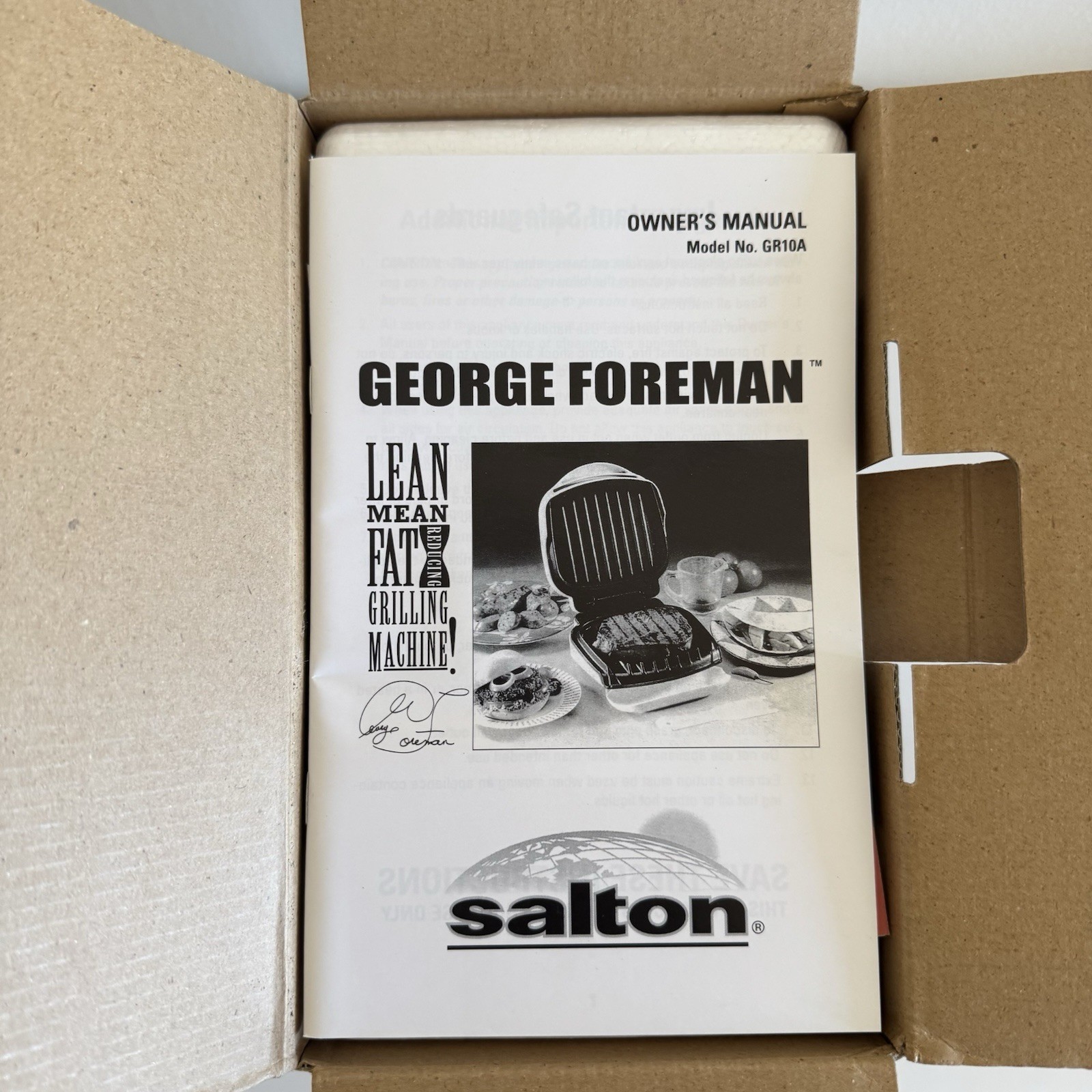 George Foreman Lean Mean Fat-Reducing Grillng Machine NEW NIB