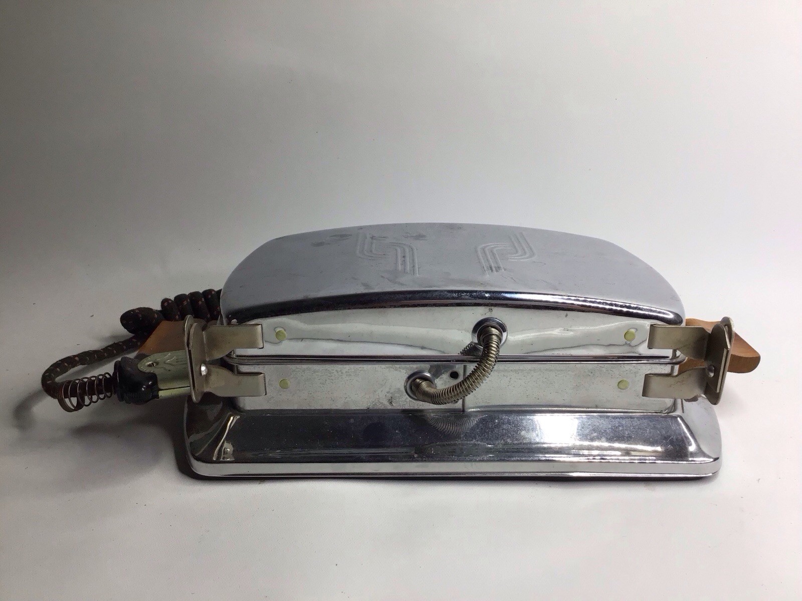 Vintage Rainbow Chrome Griddle 115V 600W USA W/Cord NOS Unused!