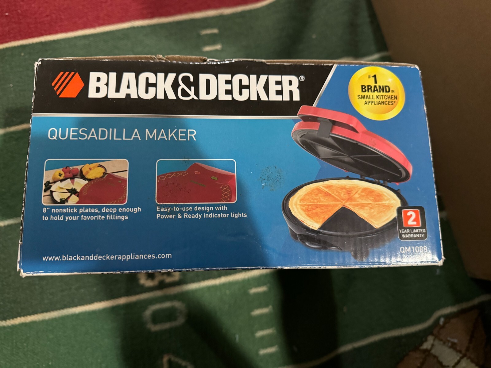 Black & Decker Quesadilla Maker Grill 6 Deep Dish Pockets QM1088 NIB
