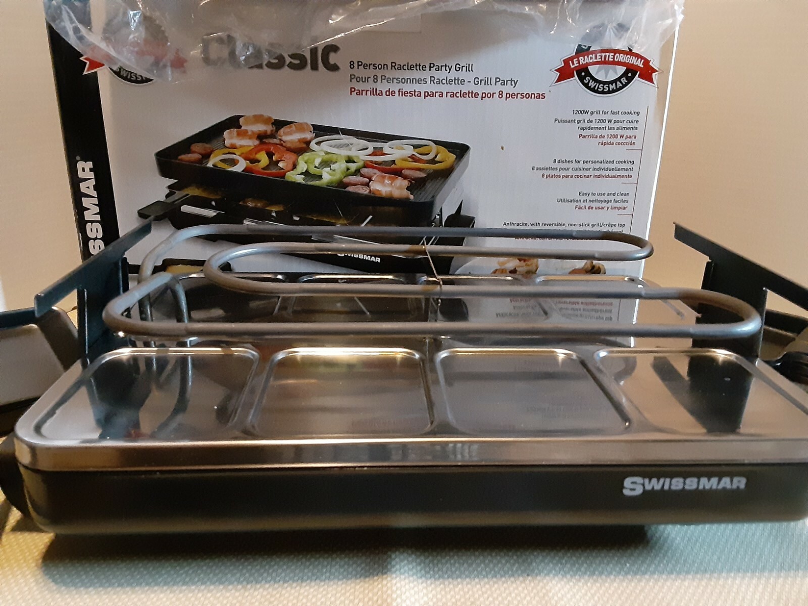 SWISSMAR CLASSIC RACLETTE REVERSIBLE GRILL PARTY GRILL FOR 8