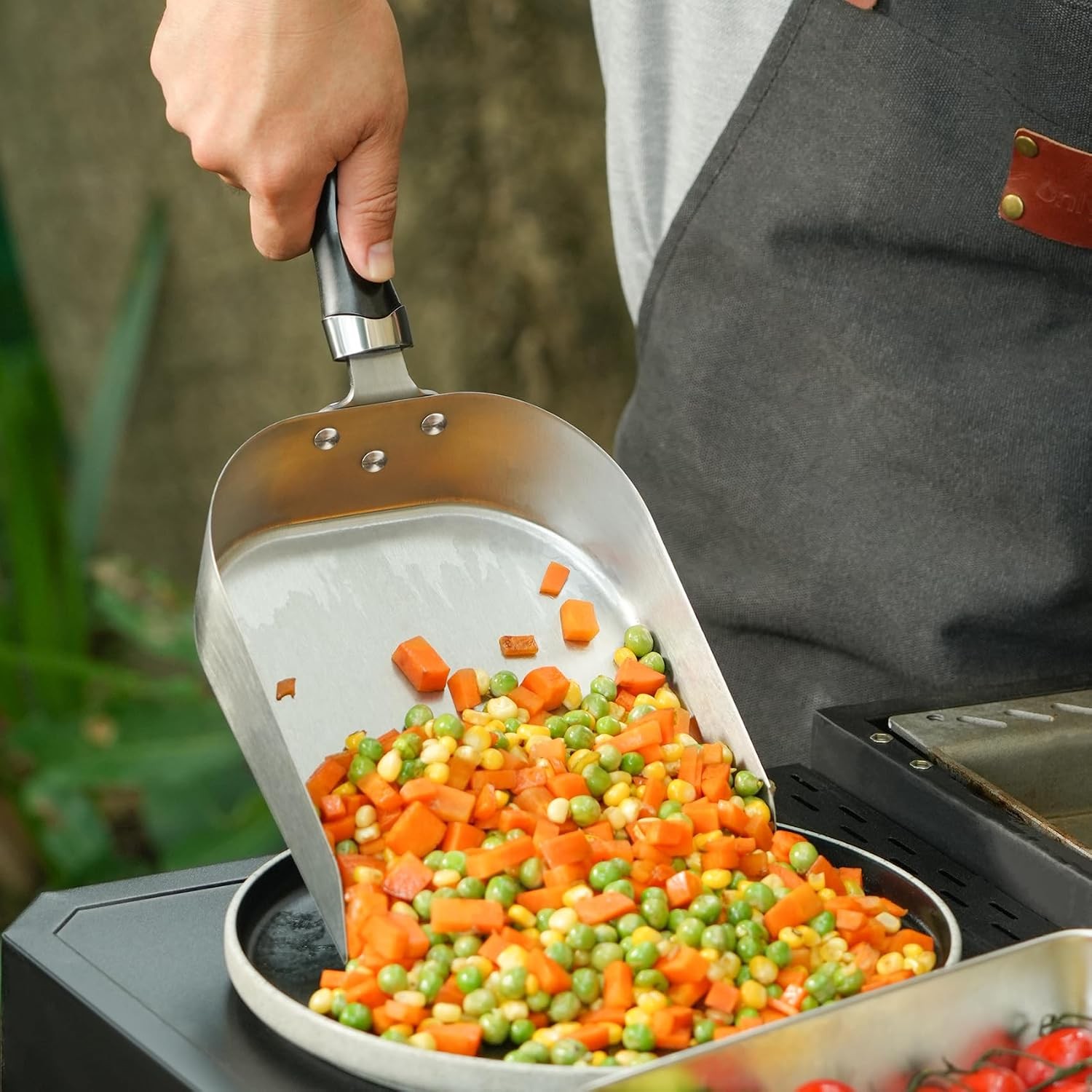 7″ Heavy Duty Stainless Steel Griddle Spatula Food Mover | Grill Scoop Smash