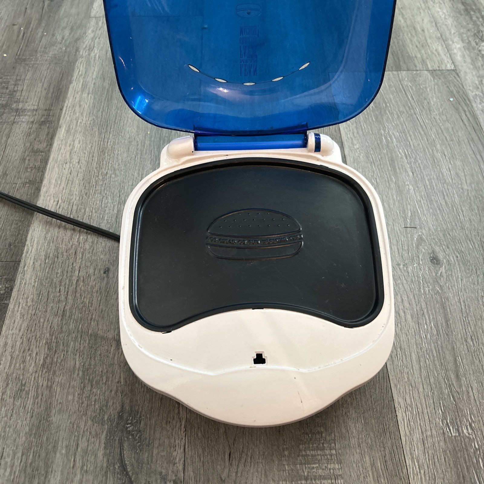 George Foreman Lean Mean Fat Reducing Grilling Machine 760W Blue/White