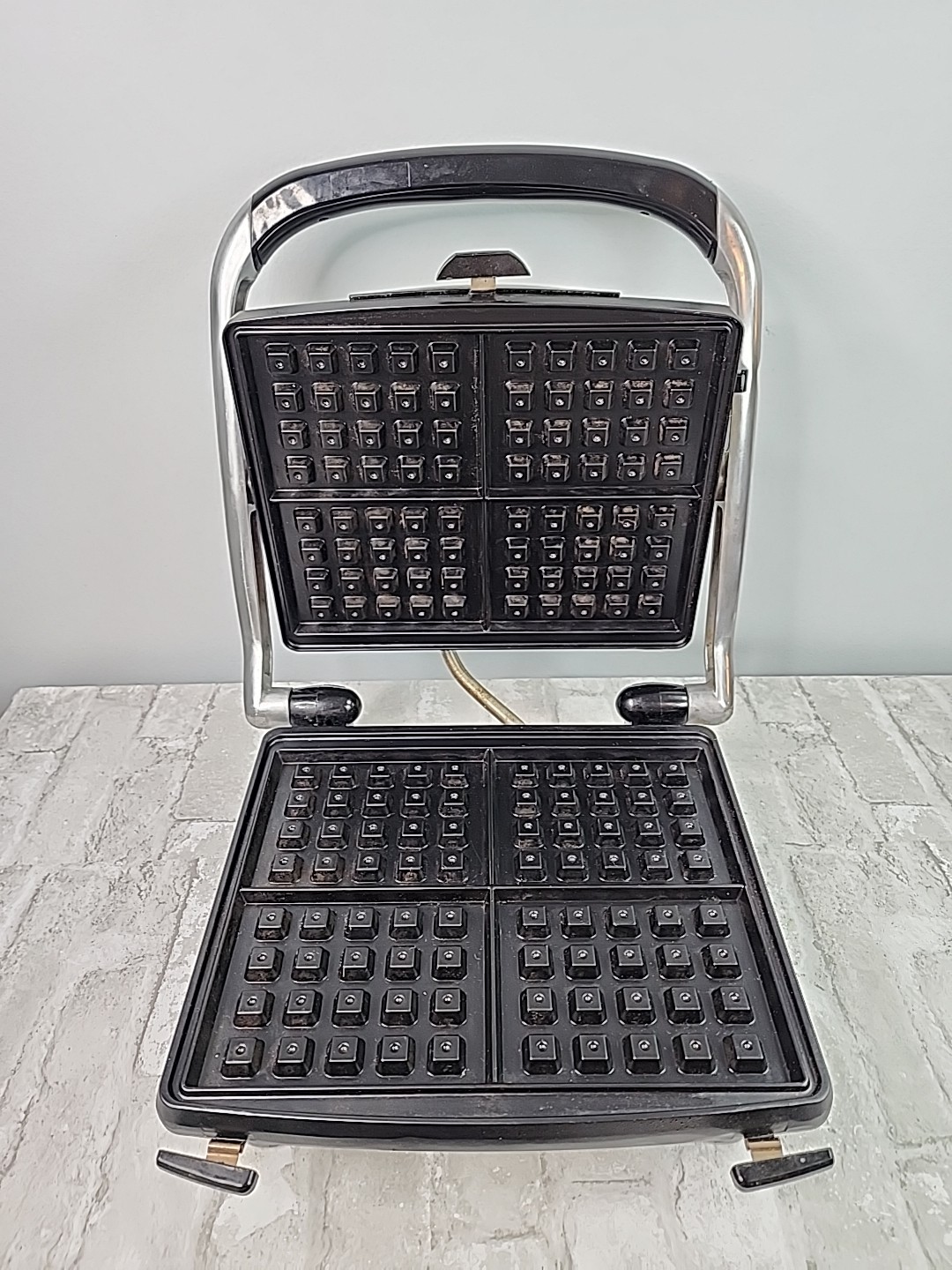 Wolfgang Puck Bistro Collection Panini Waffle Maker Stainless BCGL0025Tested