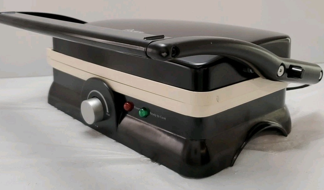 Oster Electric Griddle/Grill/ Panini Maker With Recipe BOOK
