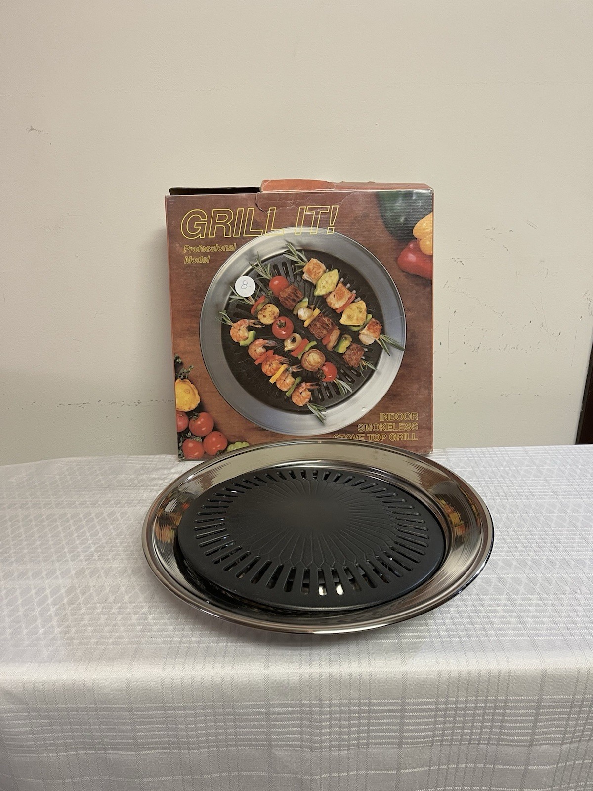 Grill It – Indoor Smokeless Stove Top Grill Professional Model – New open box.