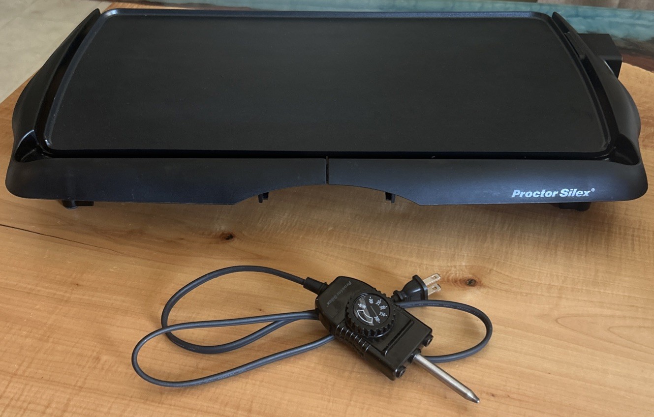 Proctor Silex G40 Model: 38513P Series: A4511 Electric Griddle 120V 1500W