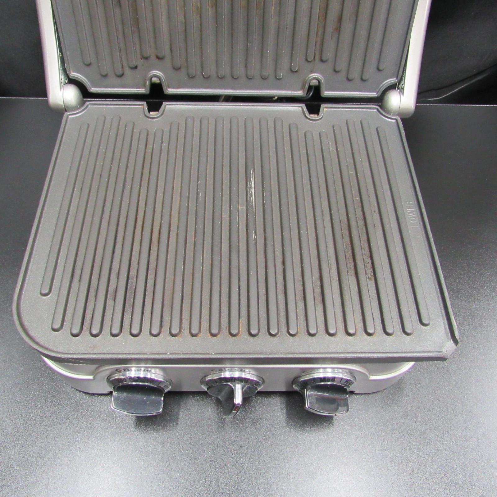 Cuisinart Griddler GR-4 Series Indoor Grill Panini Press Griddle Waffle Maker