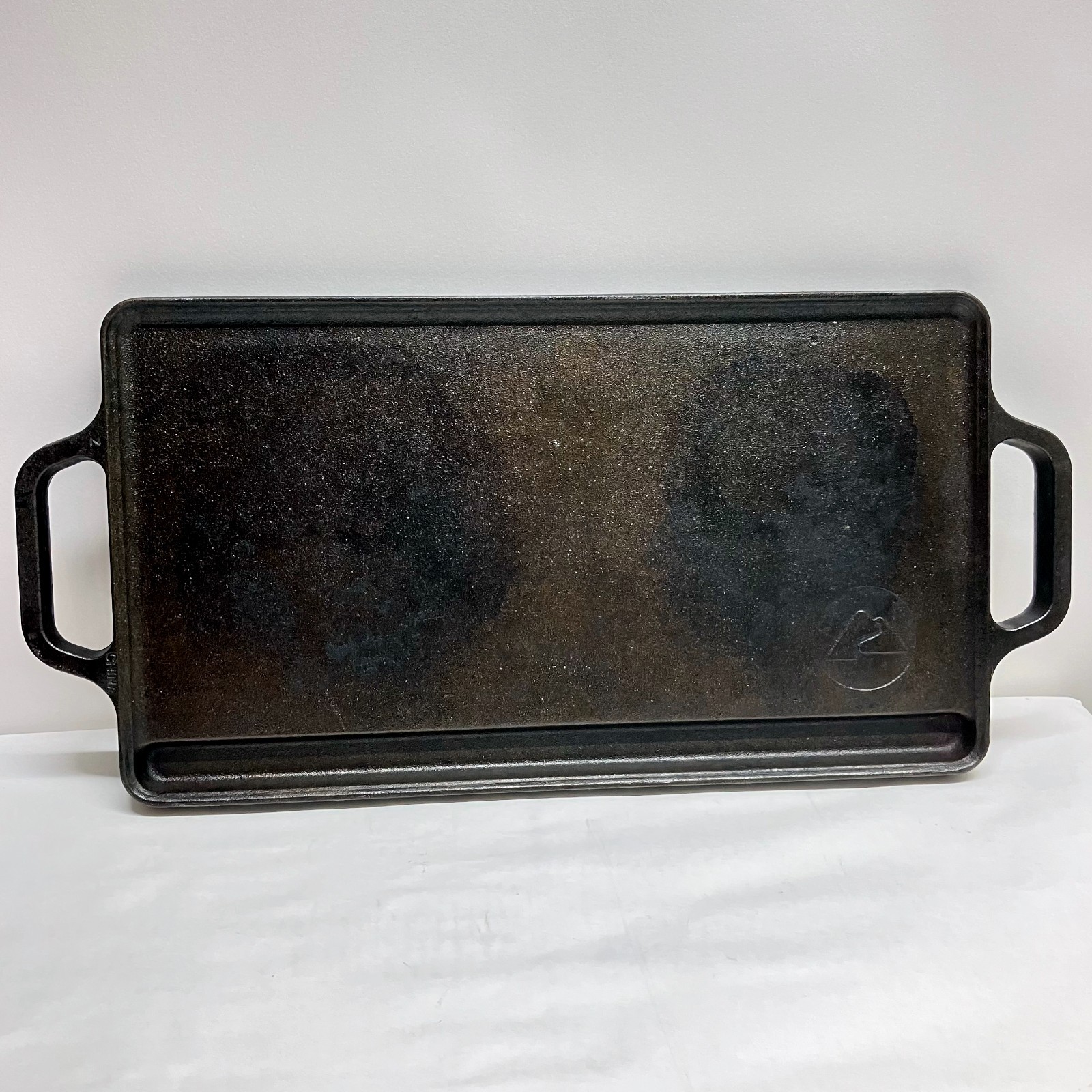 Ozark Trail Lg Reversible Seasoned Cast Iron Grill/Griddle 16.5×9 HEAVY Camping