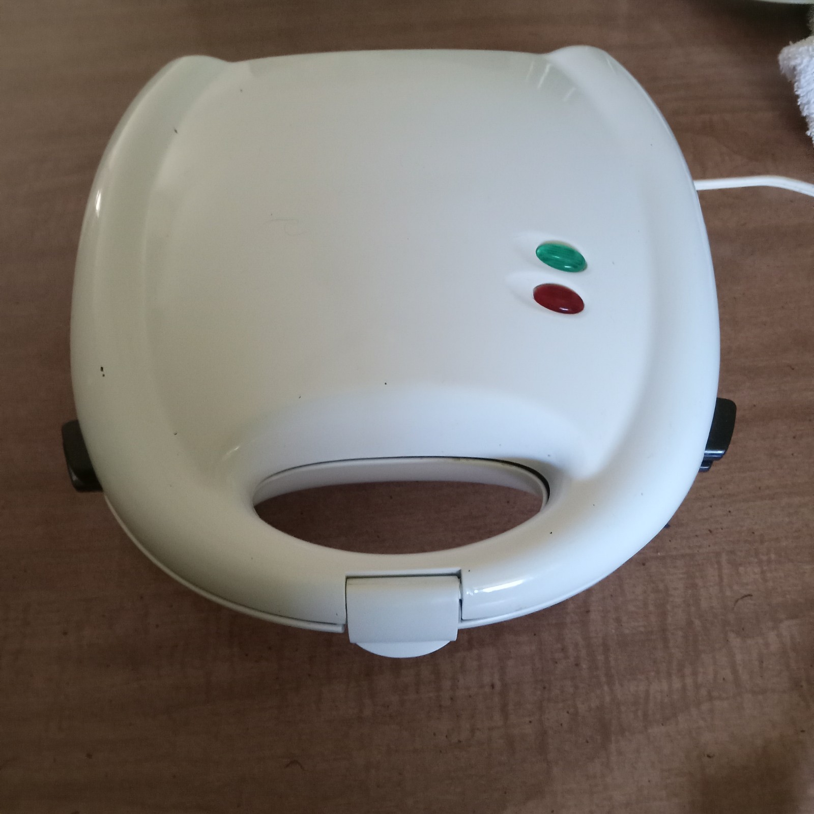 Electric Sandwich Toaster Press Grill w/ Indicator Light, White/Black, 120V