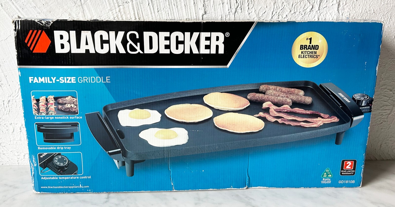 Black & Decker Family-Size Griddle Nonstick Surface GD1810B NEW Old Stock
