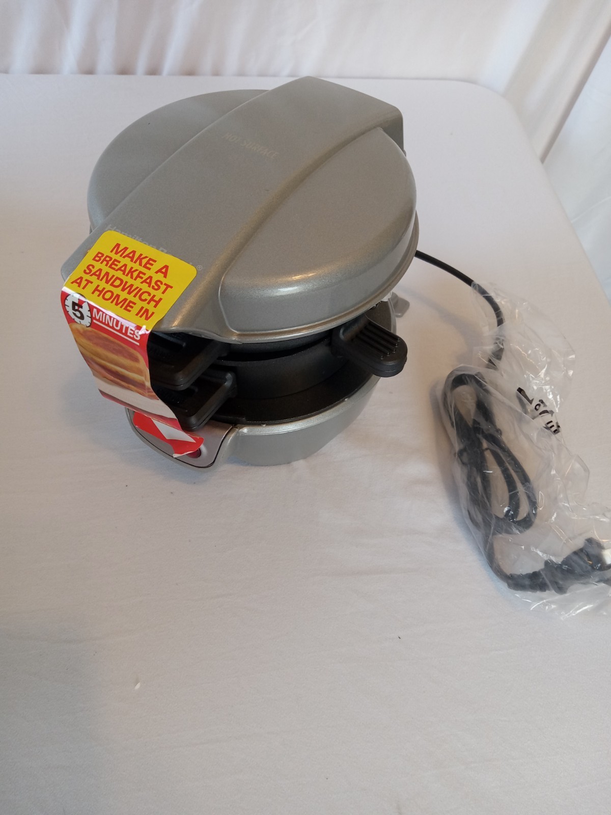 Hamilton Beach Breakfast Sandwich Maker 25475 New Open Box