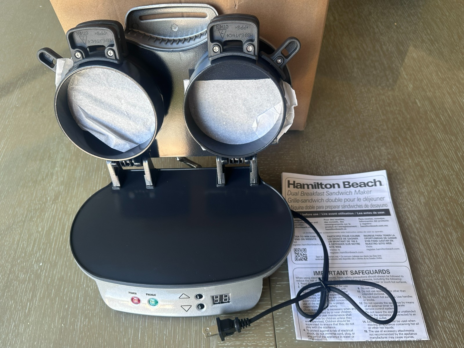Hamilton Beach 25490 Dual Breakfast Sandwich Maker Griddle, Nonstick, NEW