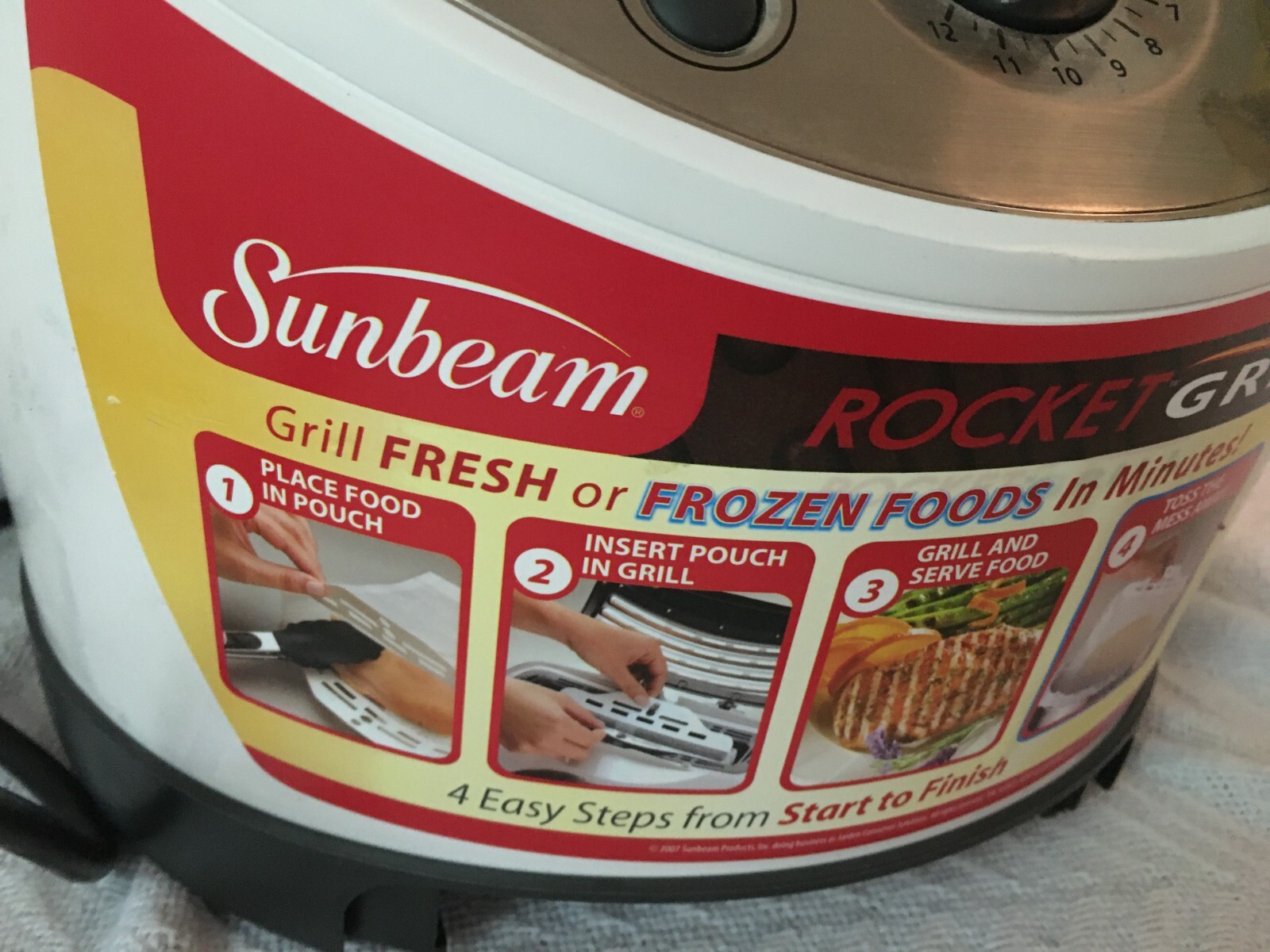Sunbeam Rocket Grill Model RG24 Grill Fresh Or Frozen Food In Minutes