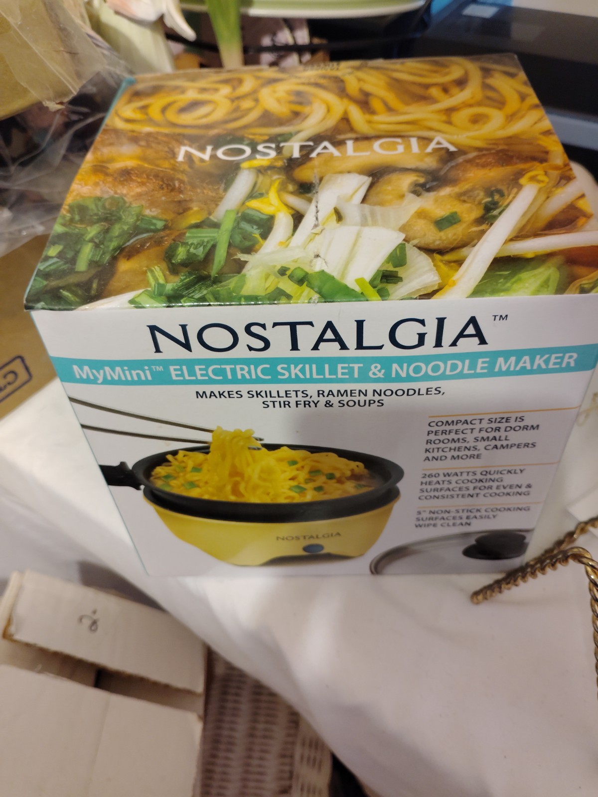 Nostalgia MyMini Personal Electric Skillet & Rapid Noodle Maker Dorm Room Sealed