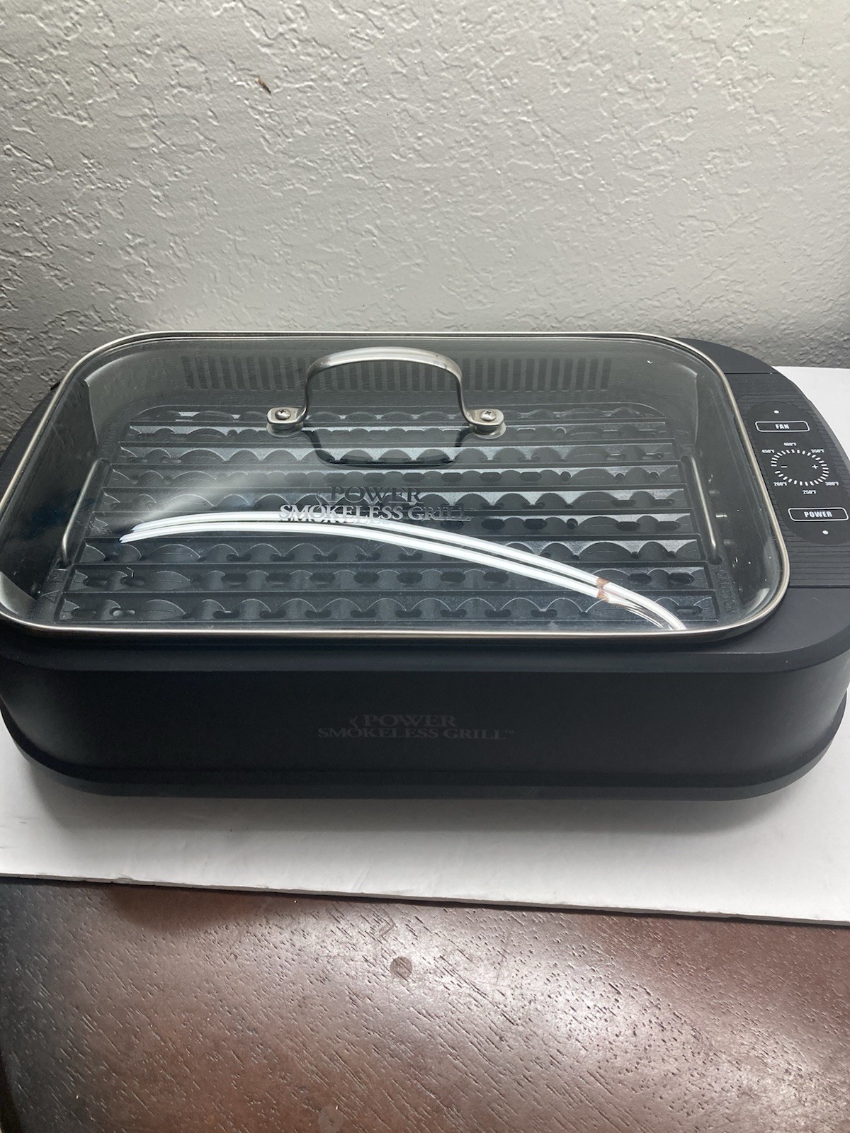 Patio Apartment Deck Smokeless Grill PG-1500 Watts Black Base with Glass Lid