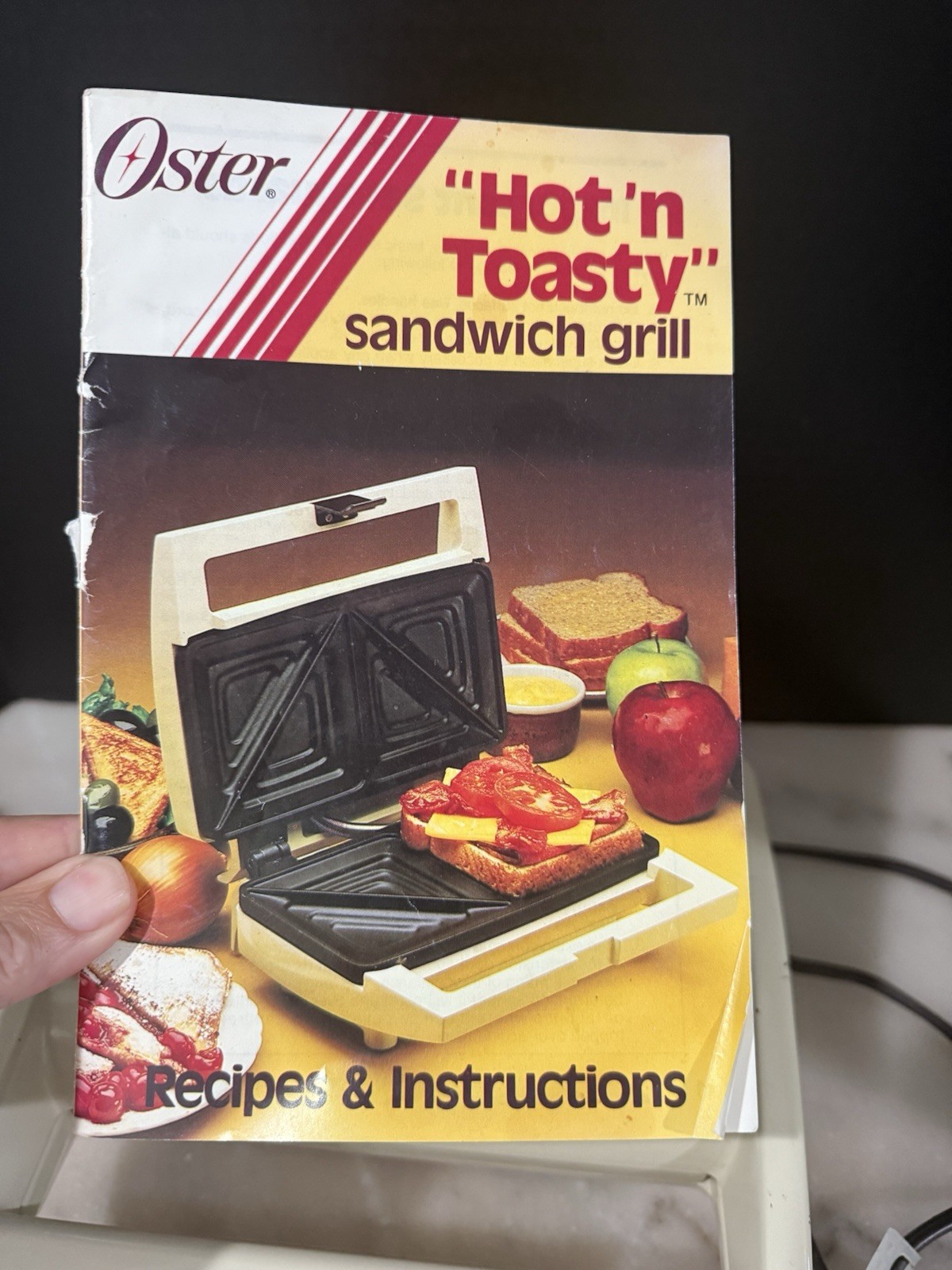 Vintage 80s Oster Hot ‘n Toasty Sandwich Grill- Electric Press