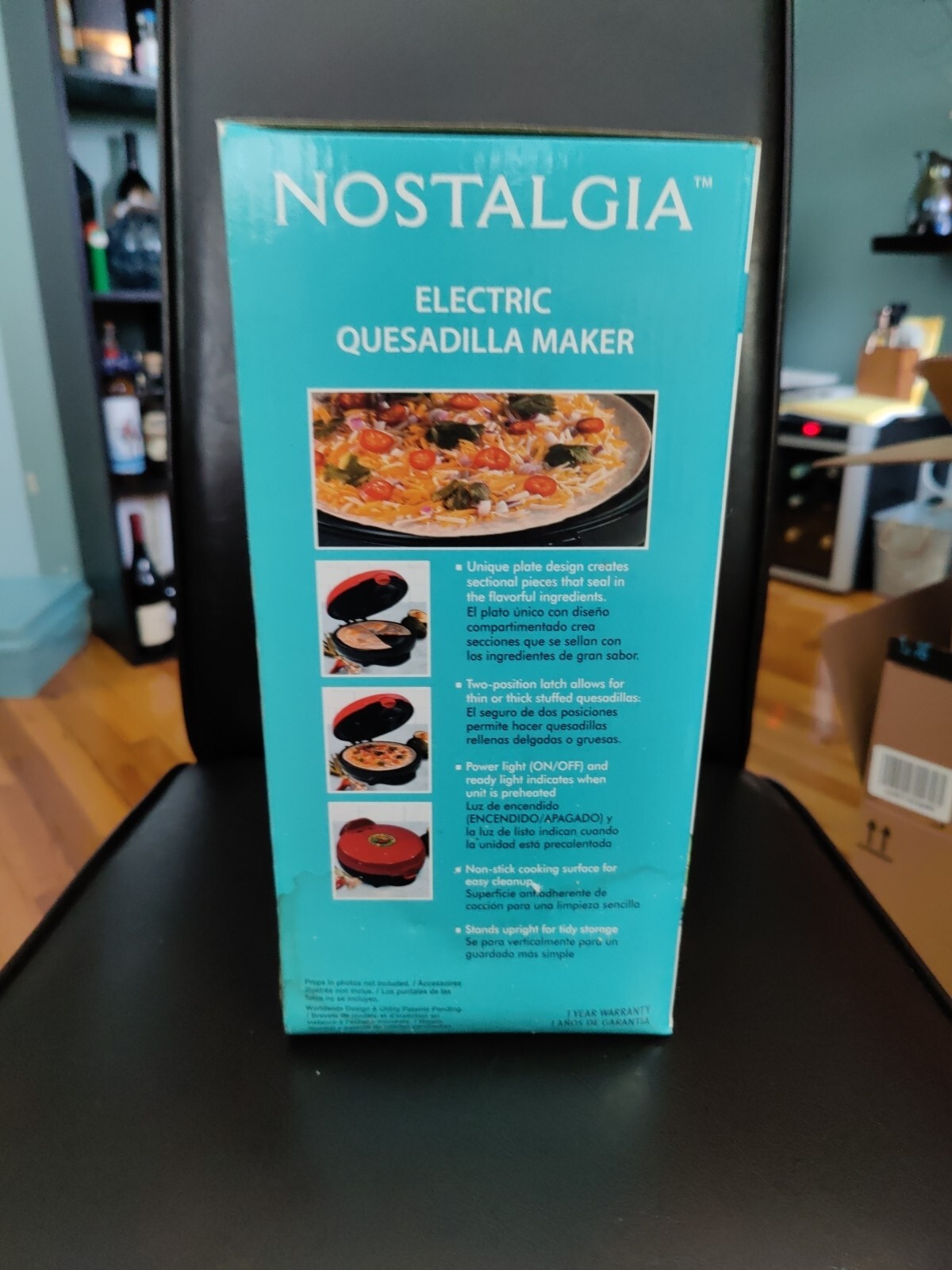 Nostalgia 6-Wedge Electric Quesadilla Maker with Extra Stuffing Latch 8-inch