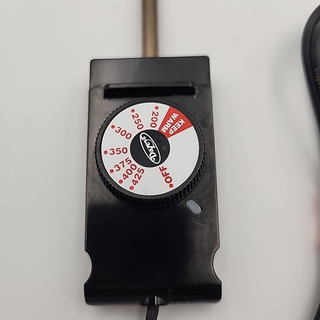 Dazey 120V 1650W Heat Temperature Control Probe Power Supply P-500 E100216 DTC-1