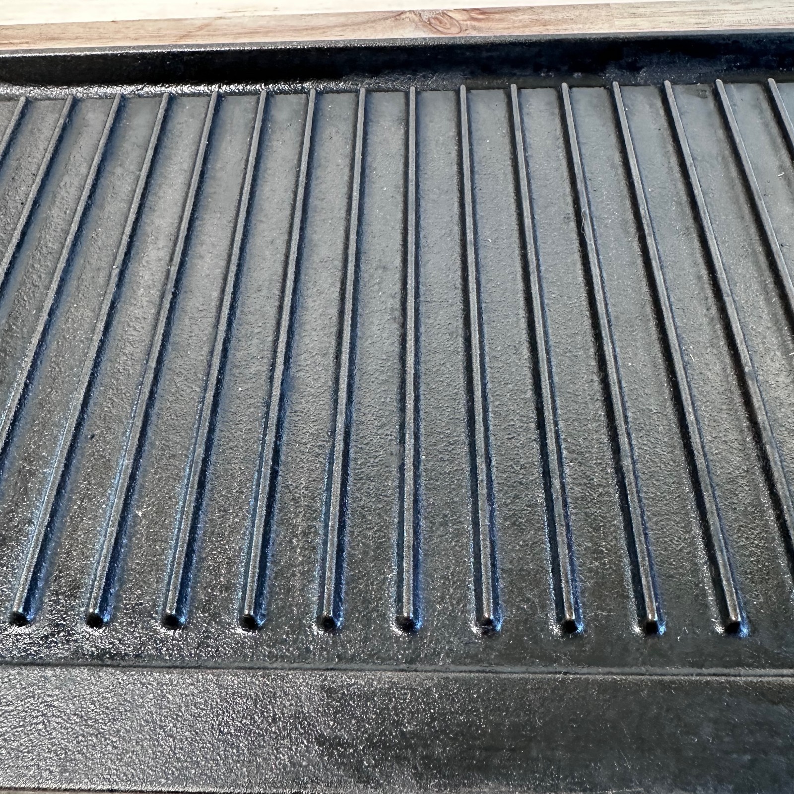 Lodge Pro-Grid Cast Iron Reversible Grill Griddle Combo PG12 USA 20×10.5 USA